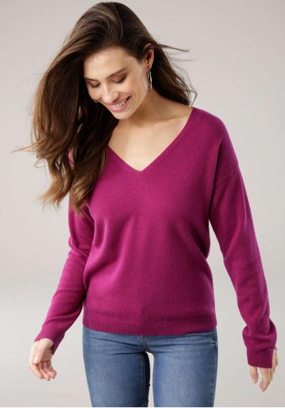 Кашемировый свитер с V-образным вырезом разных цветов.
