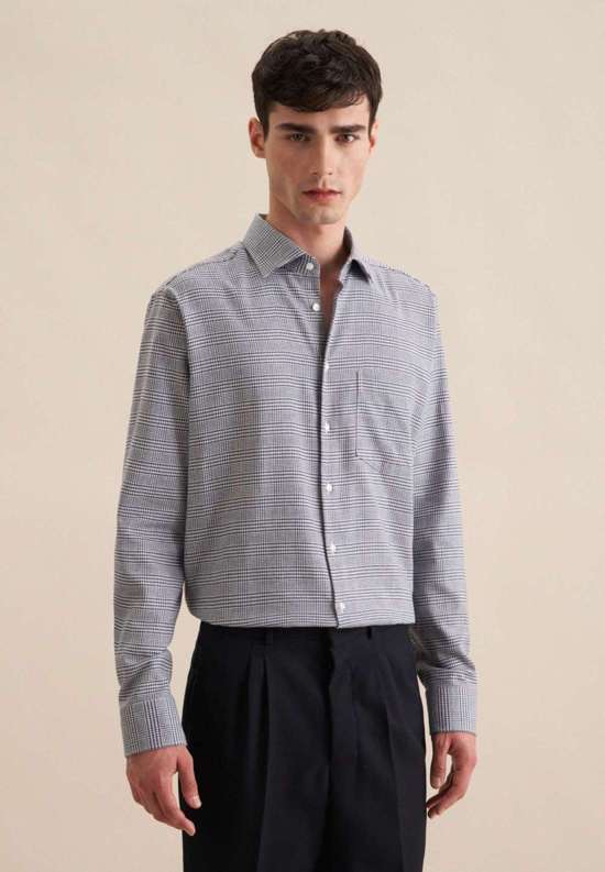 темно-синий