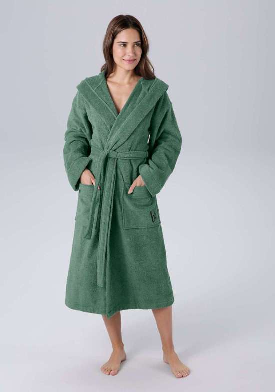 темно-зеленый