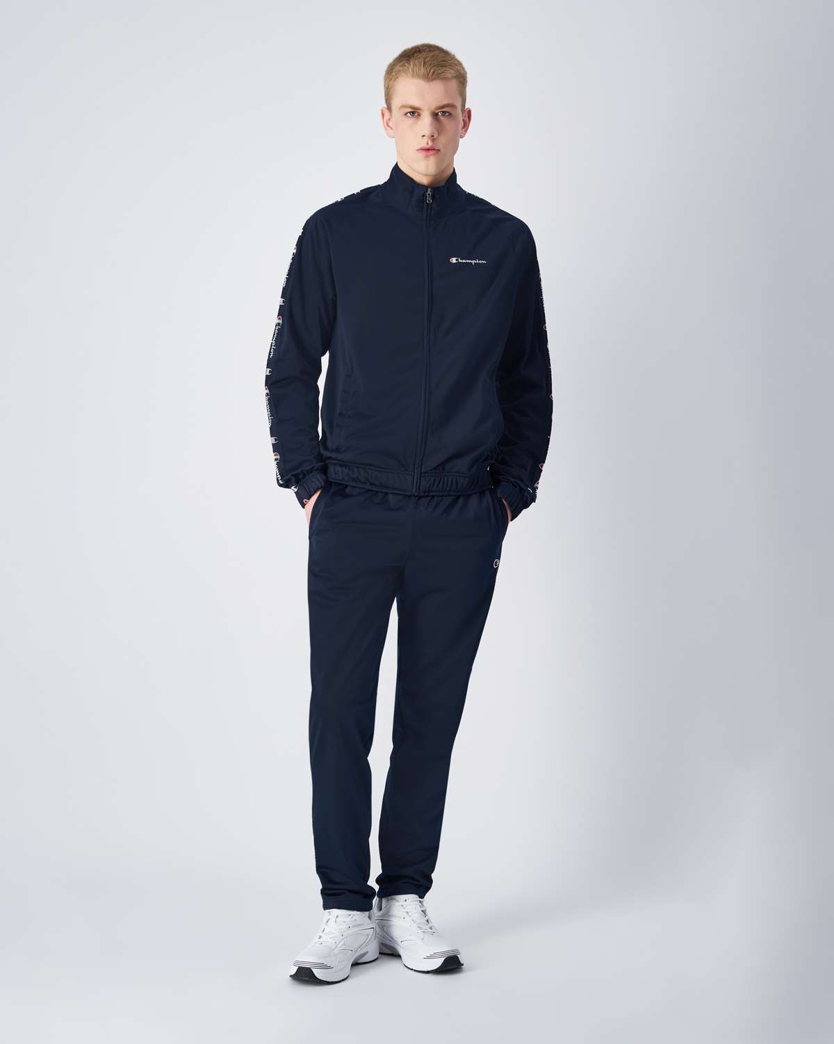 Спортивный костюм Tracksuit