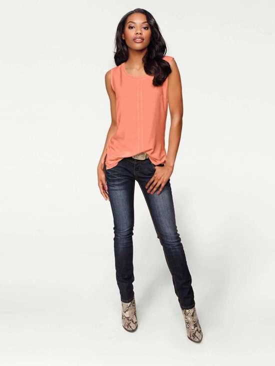 коралловый