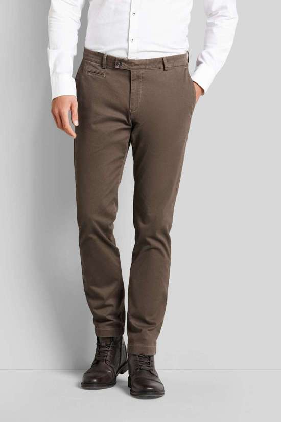 коричневый