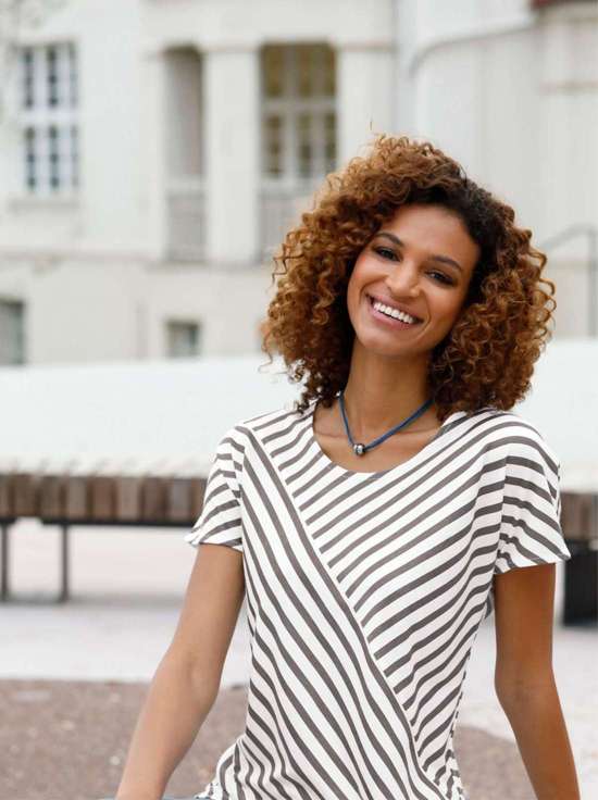 темно-серый-белый-в полоску