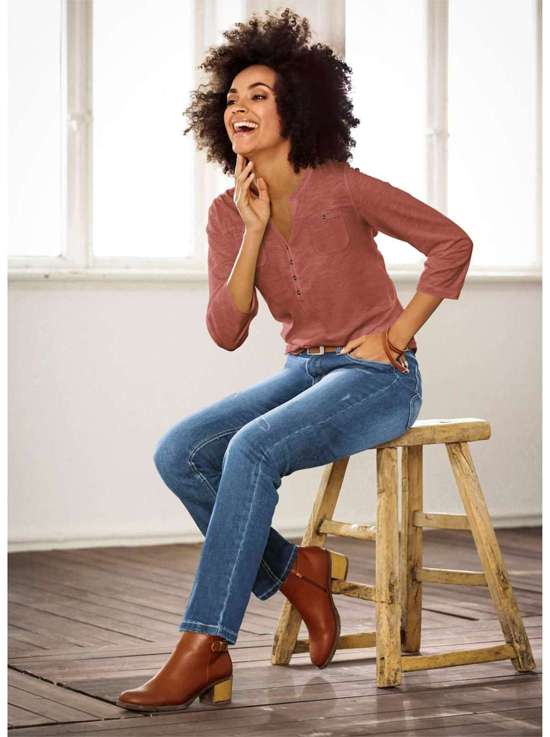 красный ржавый 