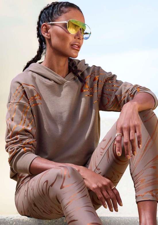 коричневый, медный