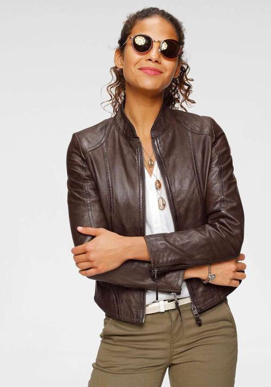 коричневый