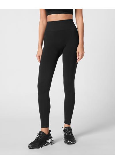 02 / black