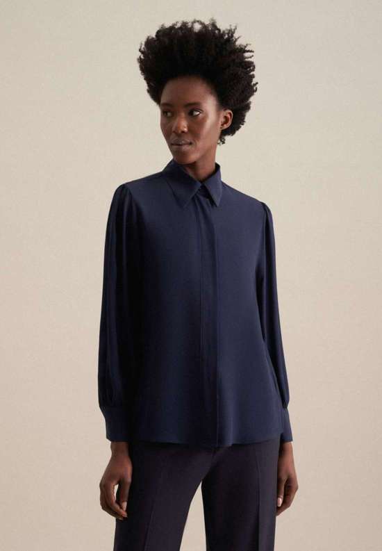 темно-синий