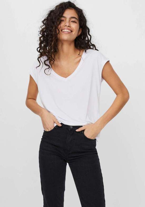 яркий белый