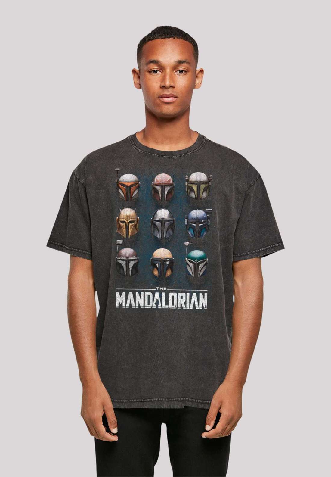 футболка Star Wars The Mandalorian Helmets