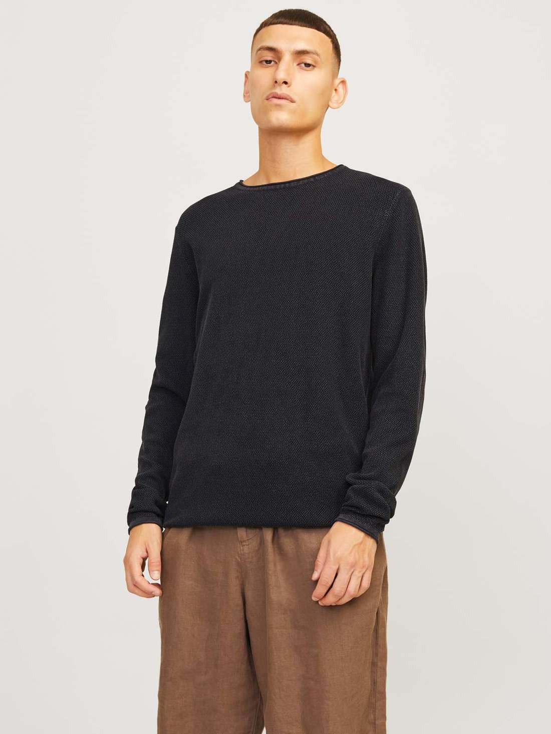 Свитер с круглым вырезом и эффектом потертости. JJDEAN KNIT CREW NECK AW24