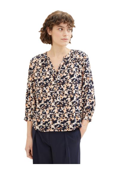coral cut floral design