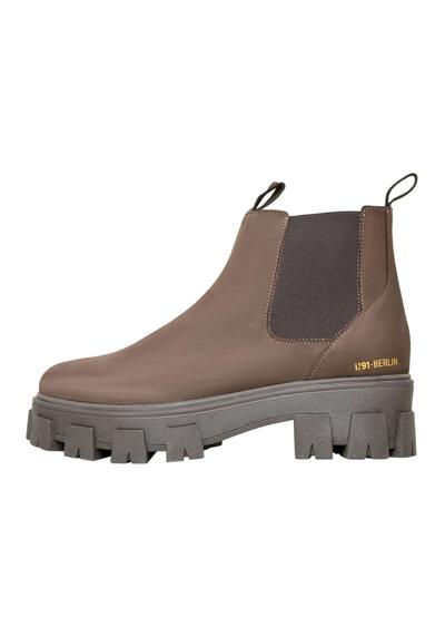 Ботильоны на платформе Style Choice II Chelsea Boots
