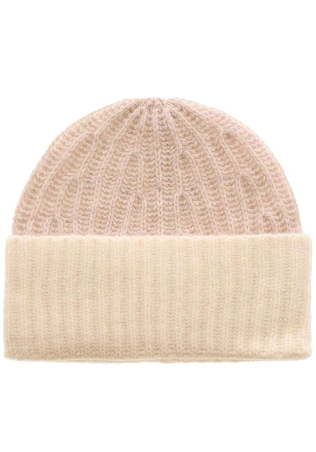 Вязаная шапка