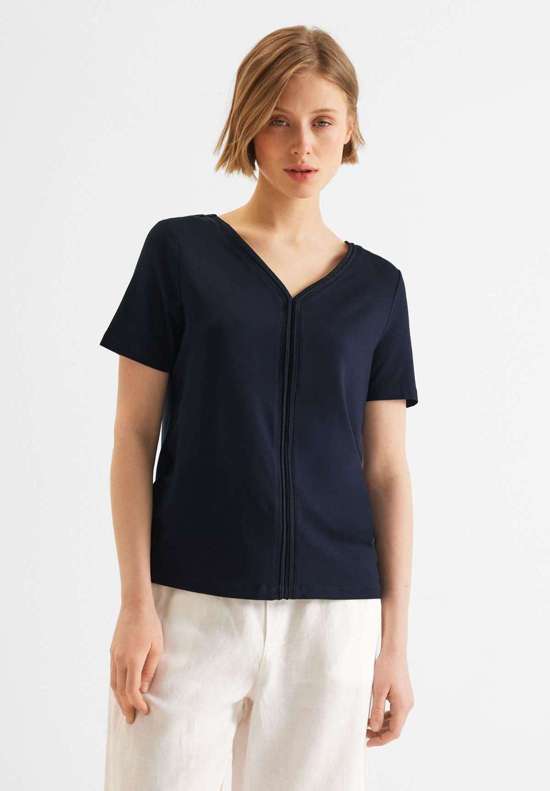 глубокий синий