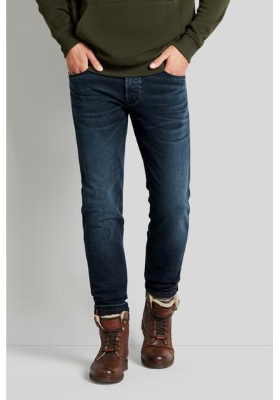 Джинсы с 5 карманами, очень мягкие на ощупь.