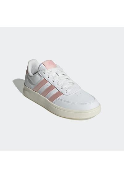 Cloud White / Sandy Pink Metallic / Chalk White