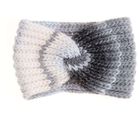 серебристый