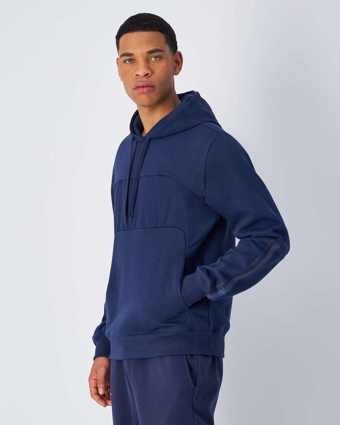 Толстовка с капюшоном Hooded Sweatshirt