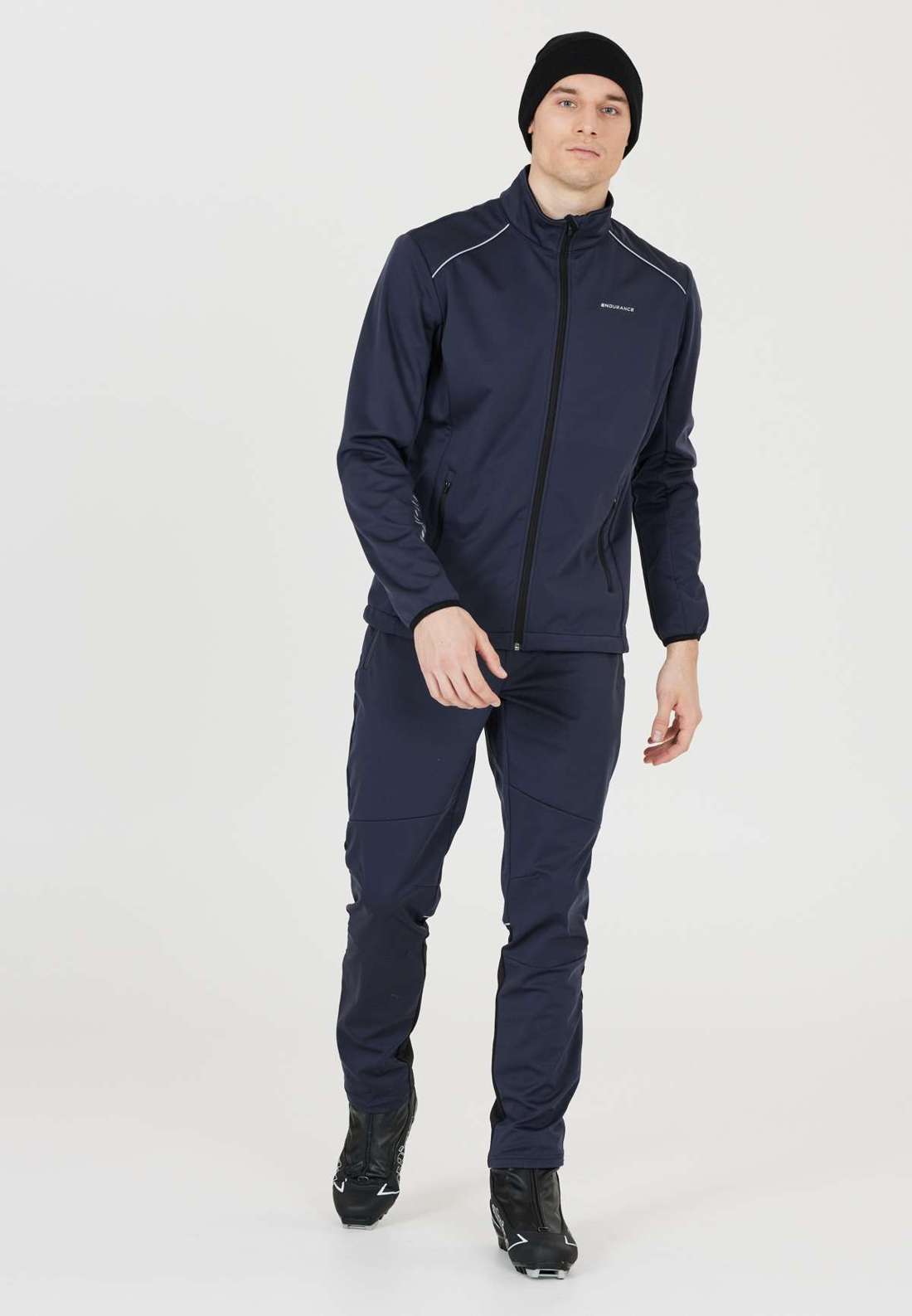 Куртка Softshell с функцией защиты от воды и ветра. Naval