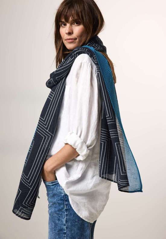 сине-голубой