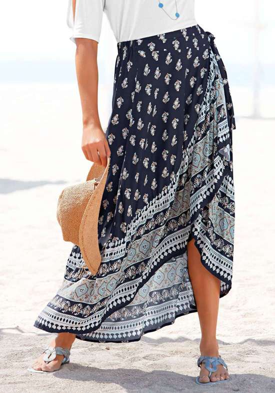 Юбка макси с каймовым принтом и косой воланом