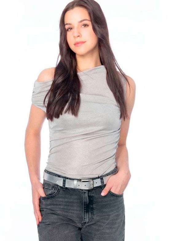 серебристый