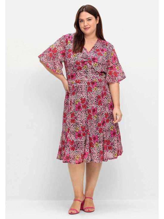 Платье миди с короткими рукавами и поясом. Große Größen