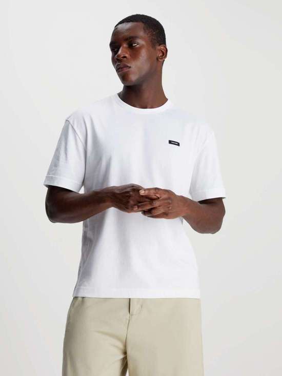 яркий белый