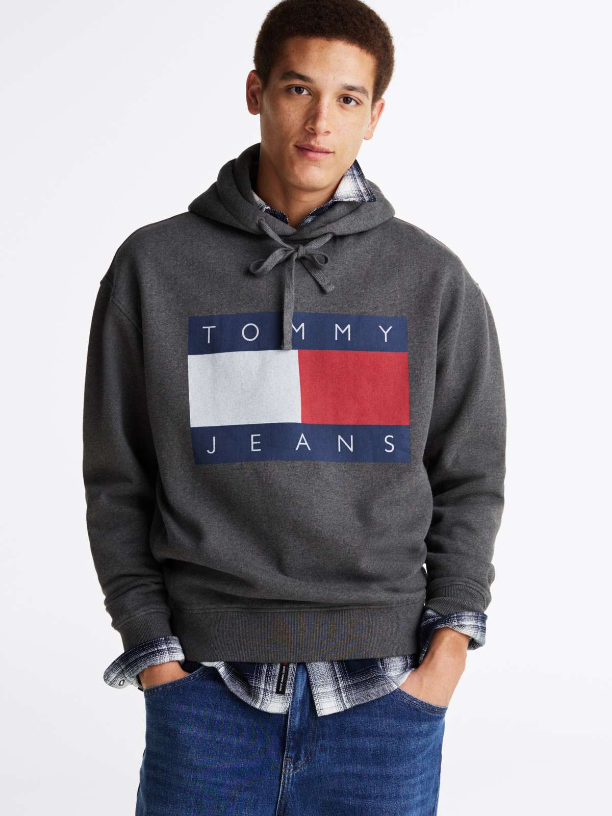 Толстовка с принтом логотипа бренда на груди. TJM RLX MELANGE FLAG HOODIE