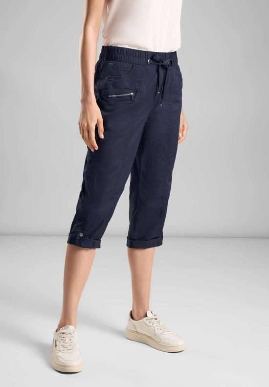 глубокий синий