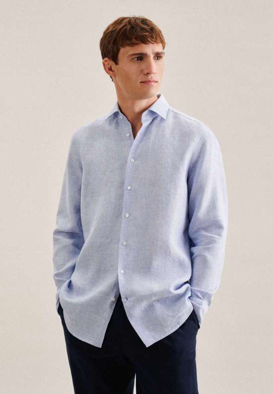 светло-синий