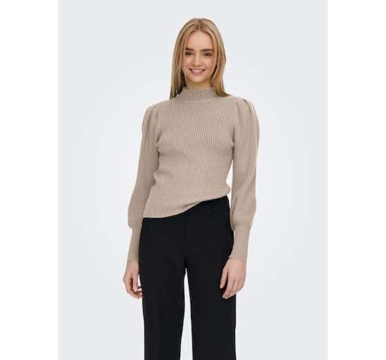 mocha meringue detail:w. melange