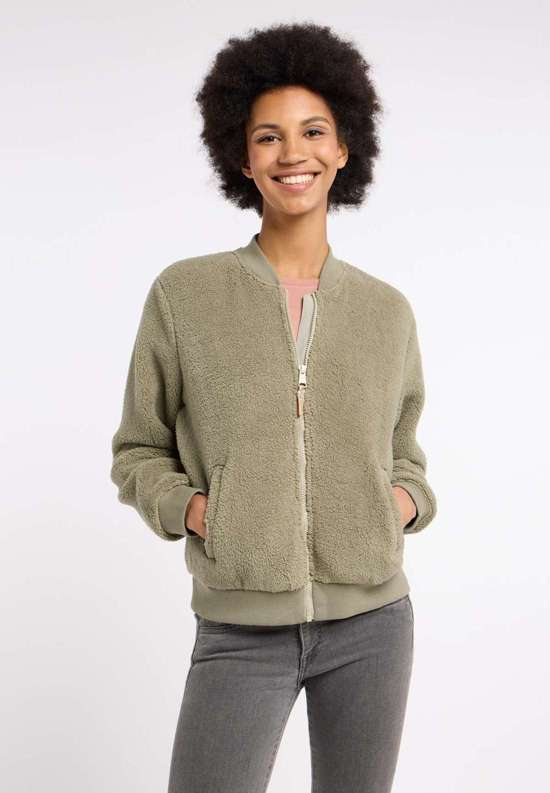 пыльно-оливковый