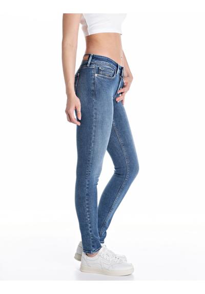 medium blue 841