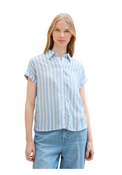 offwhite blue vertical stripe