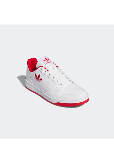 Cloud White / Cloud White / Better Scarlet