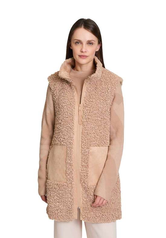 светло-коричневый