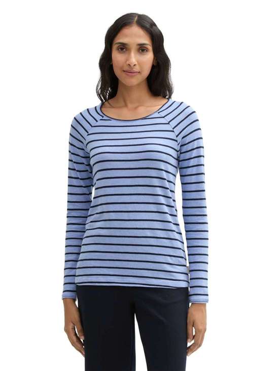 calm blue navy stripe