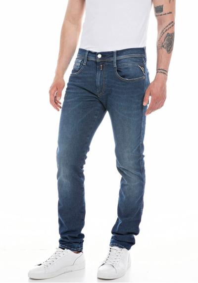 wash dark blue