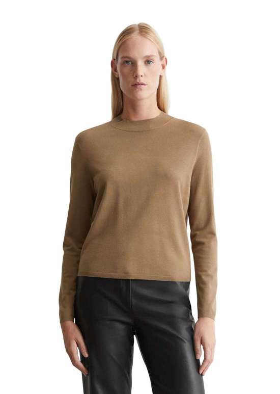 коричневый