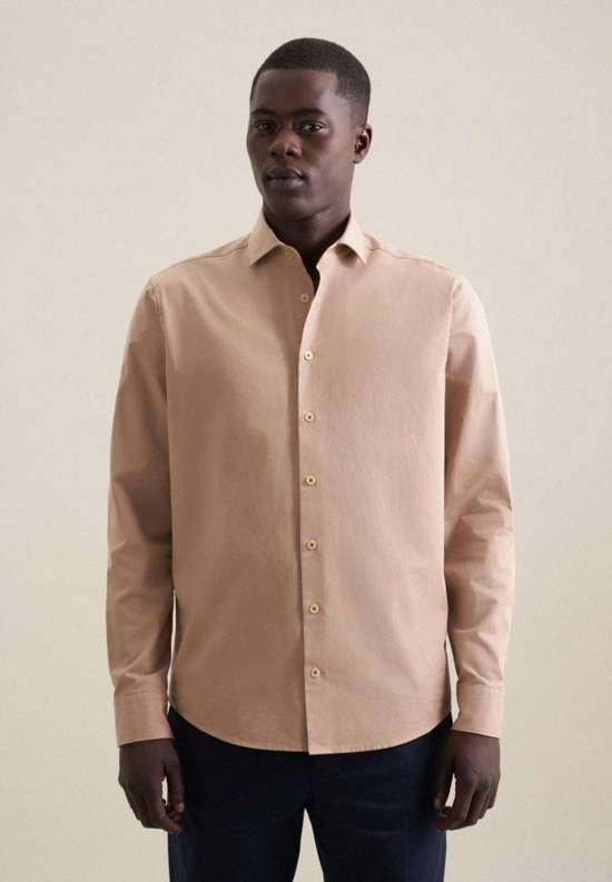 коричневый