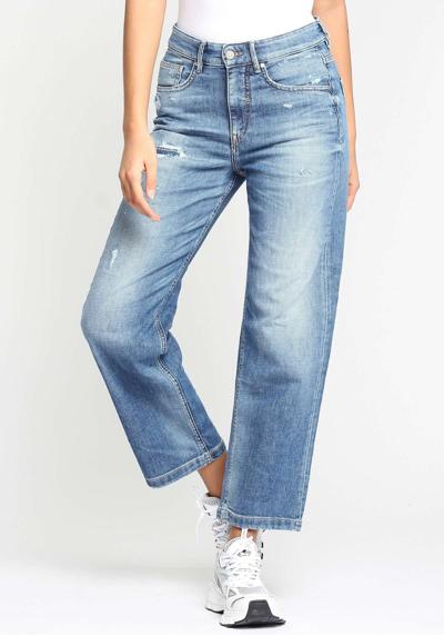 Широкие джинсы с аутентичной потертостью и эффектом легкого разрушения