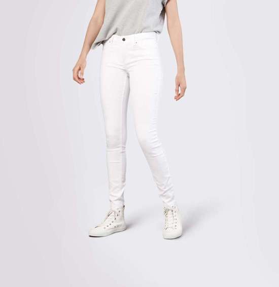 белый деним