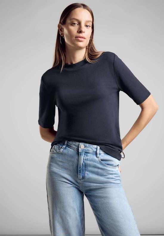 глубокий синий