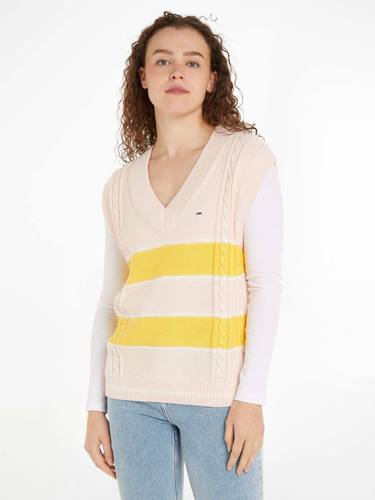 Вязаный свитер с вышивкой логотипа