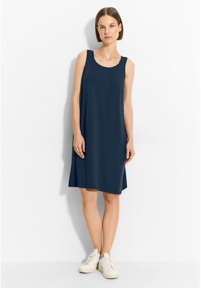dark petrol blue