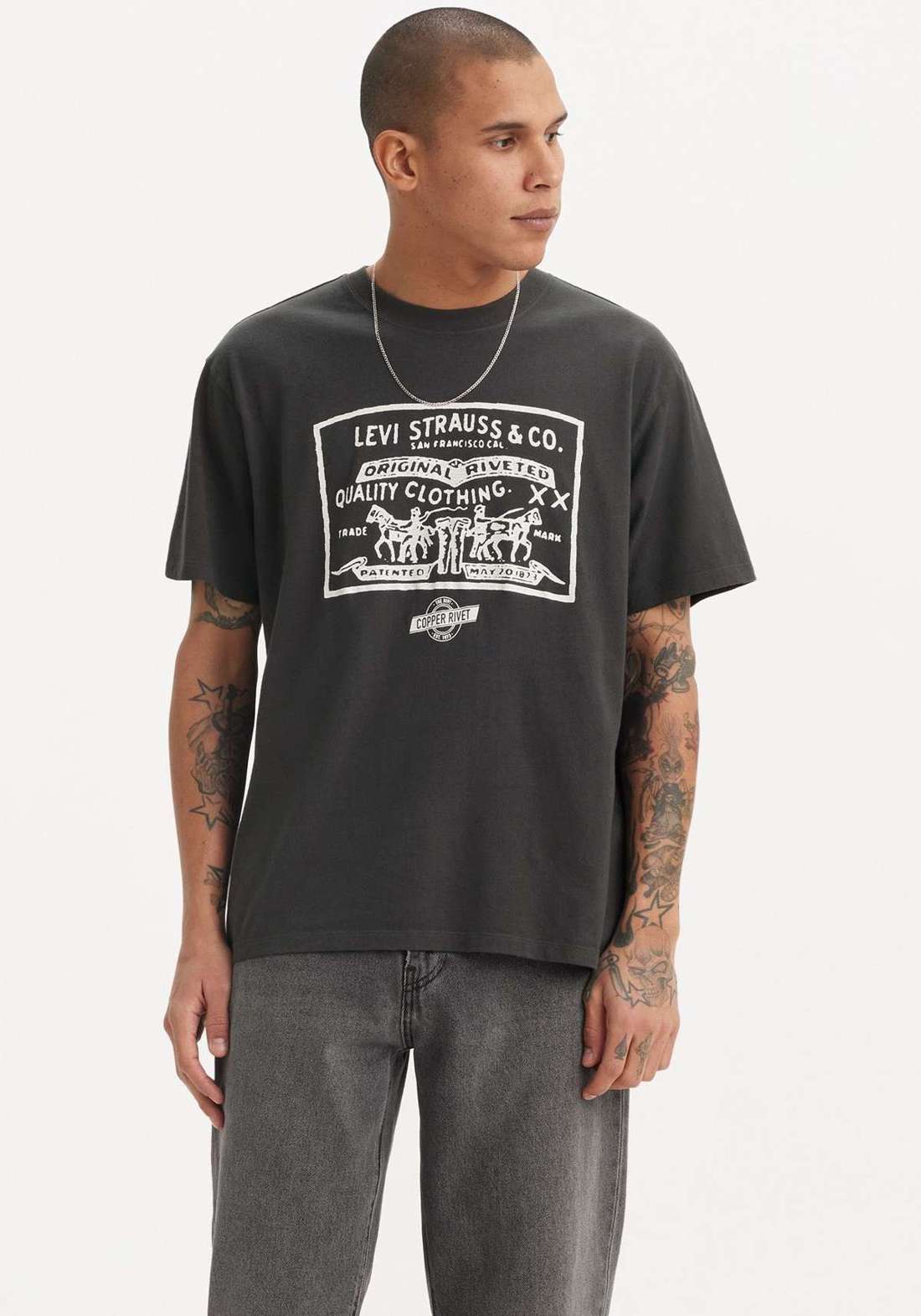 Футболка с большим логотипом VINTAGE FIT GRAPHIC TEE