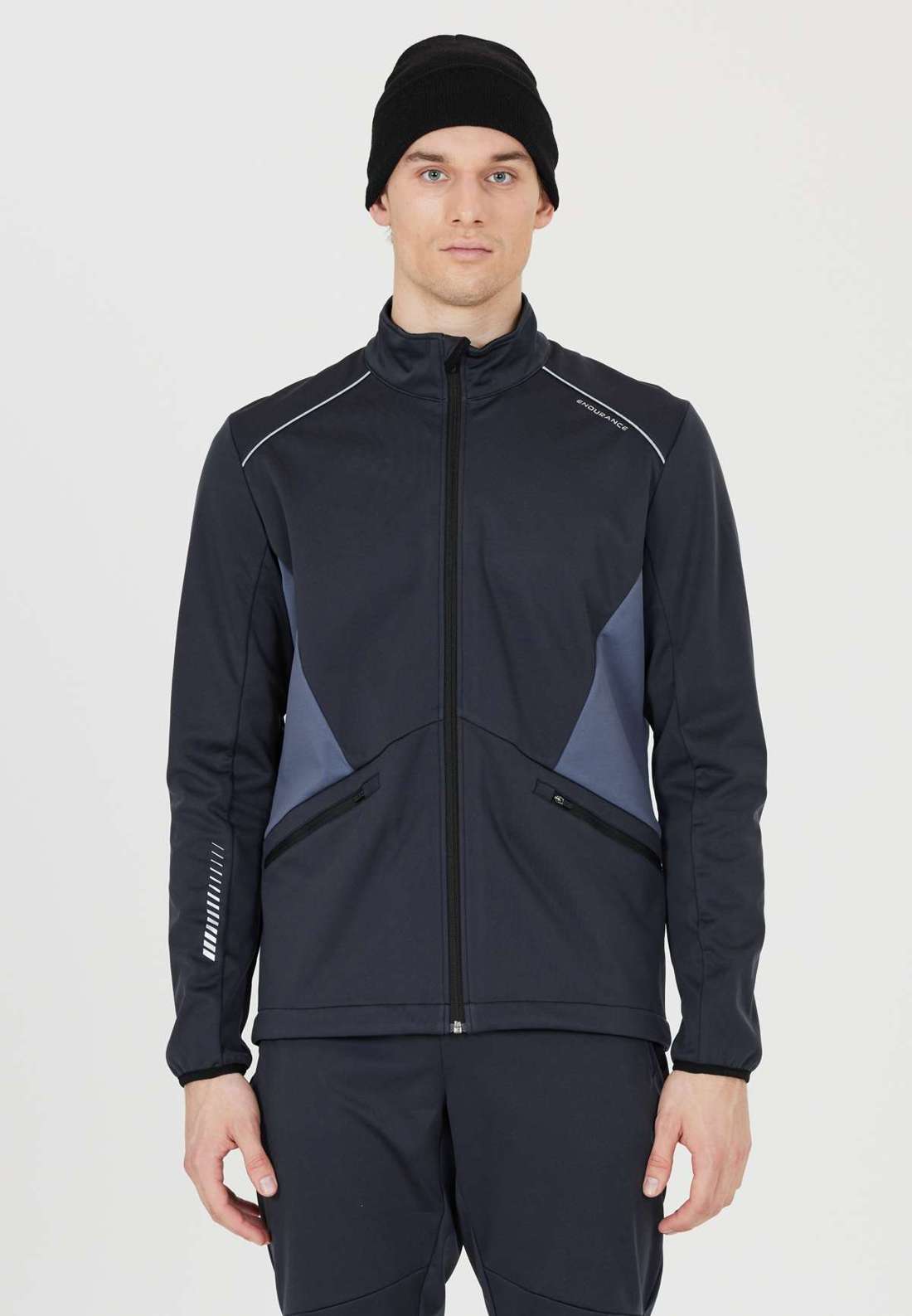 Куртка Softshell с водонепроницаемыми и ветрозащитными свойствами. Leander