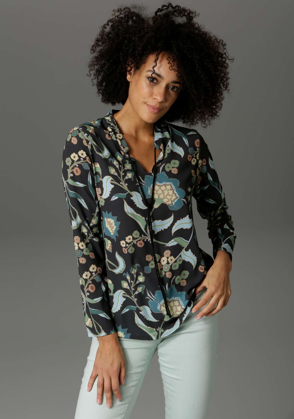 Блуза-слип с живописным цветочным принтом